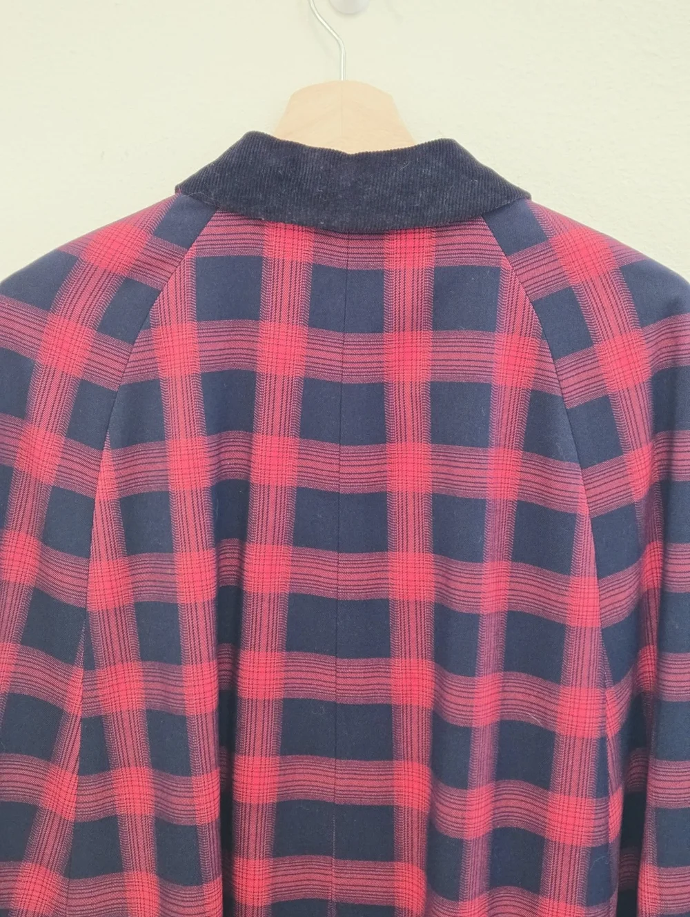 NEW COURT AND ROWE Shadow Plaid Belle Noel Poncho XS NWT ACADEMIA - Picture 10 of 11